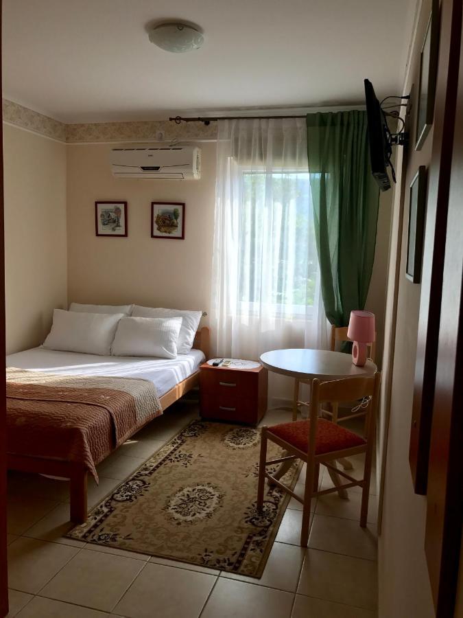 Villa Alla Bed And Breakfast Herceg Novi Exterior photo