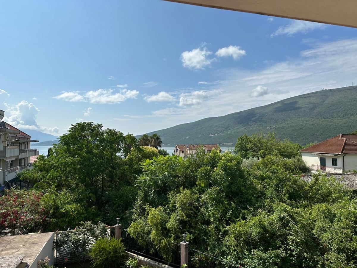 Villa Alla Bed And Breakfast Herceg Novi Exterior photo